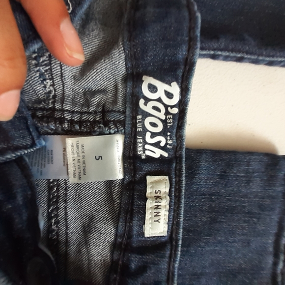 Oshkosh b'gosh - Picture 2 of 3